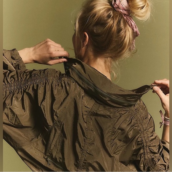 BOGO! Free People FP Movement Way Home Packable Jacket Hood Olive Green Small - Picture 15 of 15
